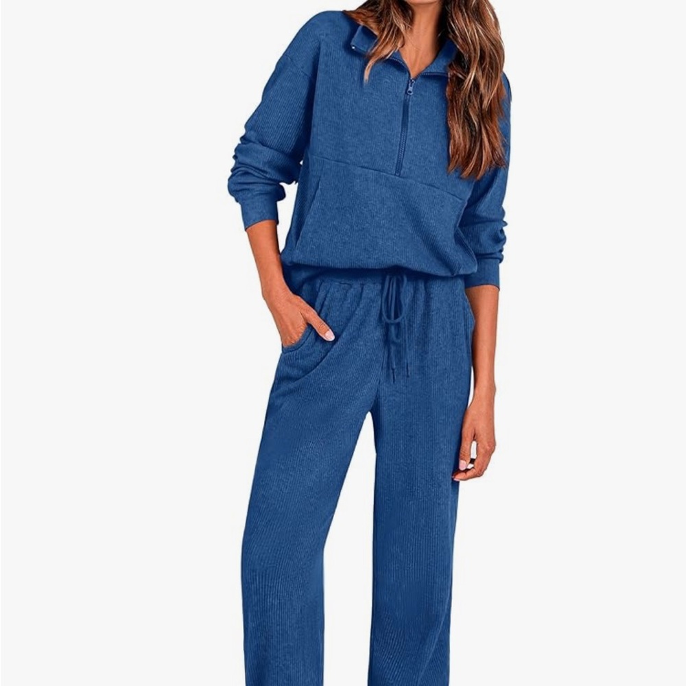 ❄️Two-Piece 1/2 Zip Jogger Sweatsuit - PrettyGarden (M)❄️